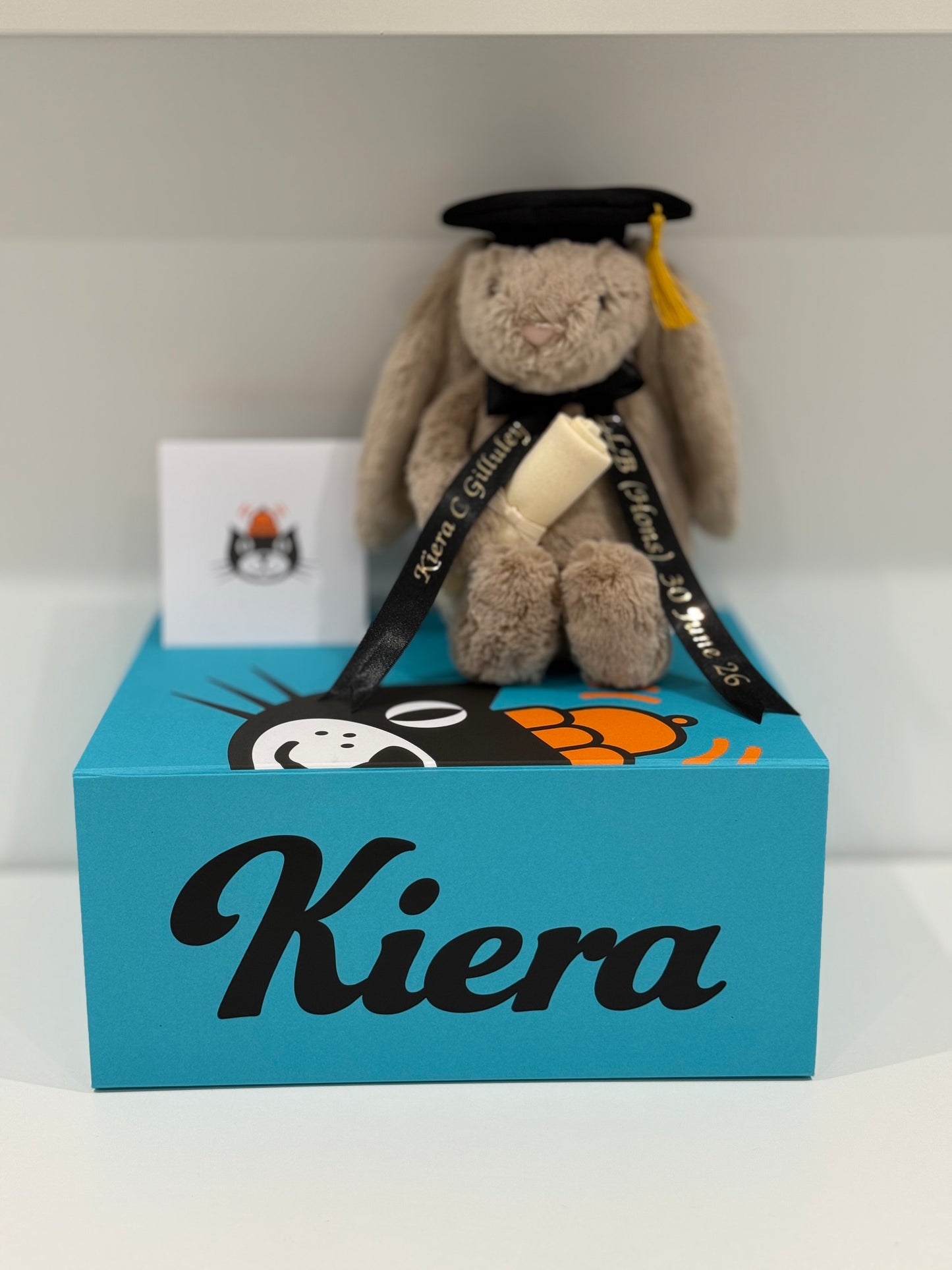 Jellycat  Bashful Bunny Graduation