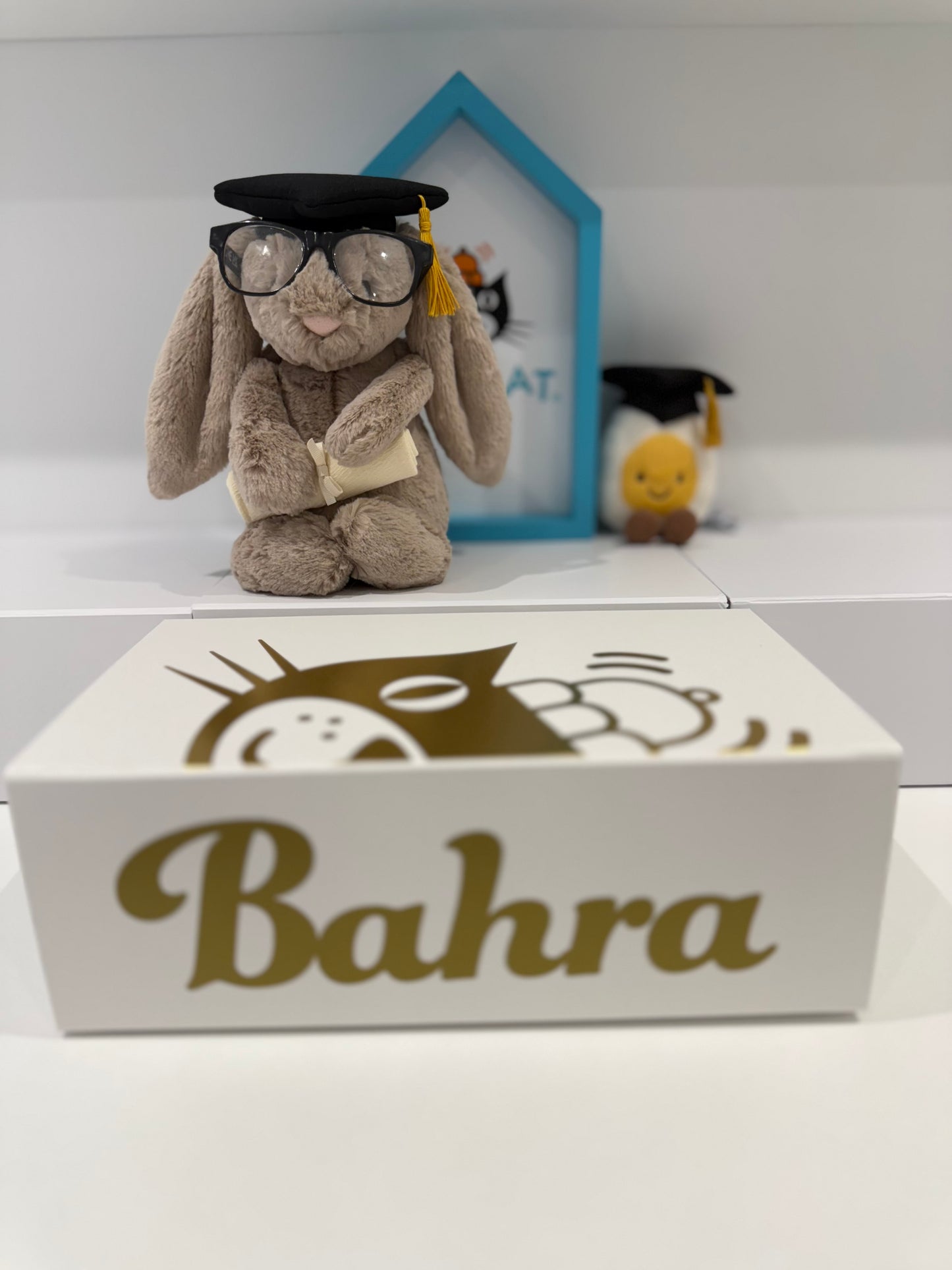 Jellycat  Bashful Bunny Graduation