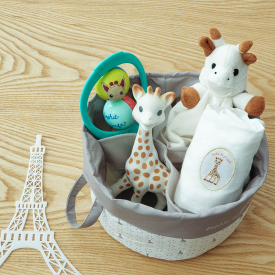 Sophie La Giraffe Birth Basket Gift Set